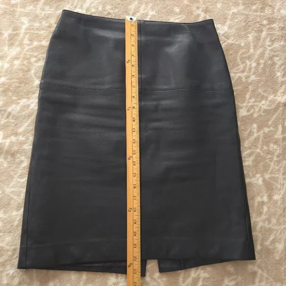 Club Monaco Leather Pencil Skirt - US 4 - Excellent Condition - Picture 3 of 7